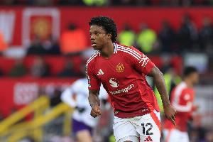 罗马诺：罗马就引进马拉西亚与曼联取得联系，球员渴望转会