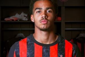 官方：AC米兰签下德国后卫奥多古，双方签约至2029年6月30日