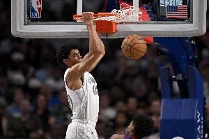 克里斯蒂：我们的先发本就十分出色 替补阵容深度或是联盟最佳