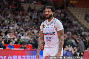 鲁媒：山东男篮外援克里斯预计今晚飞抵济南 新援珀赛尔近期到队