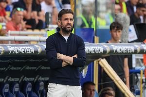 小法谈莫拉塔要求换下：事先计划的换人，我们要排除干扰专注比赛